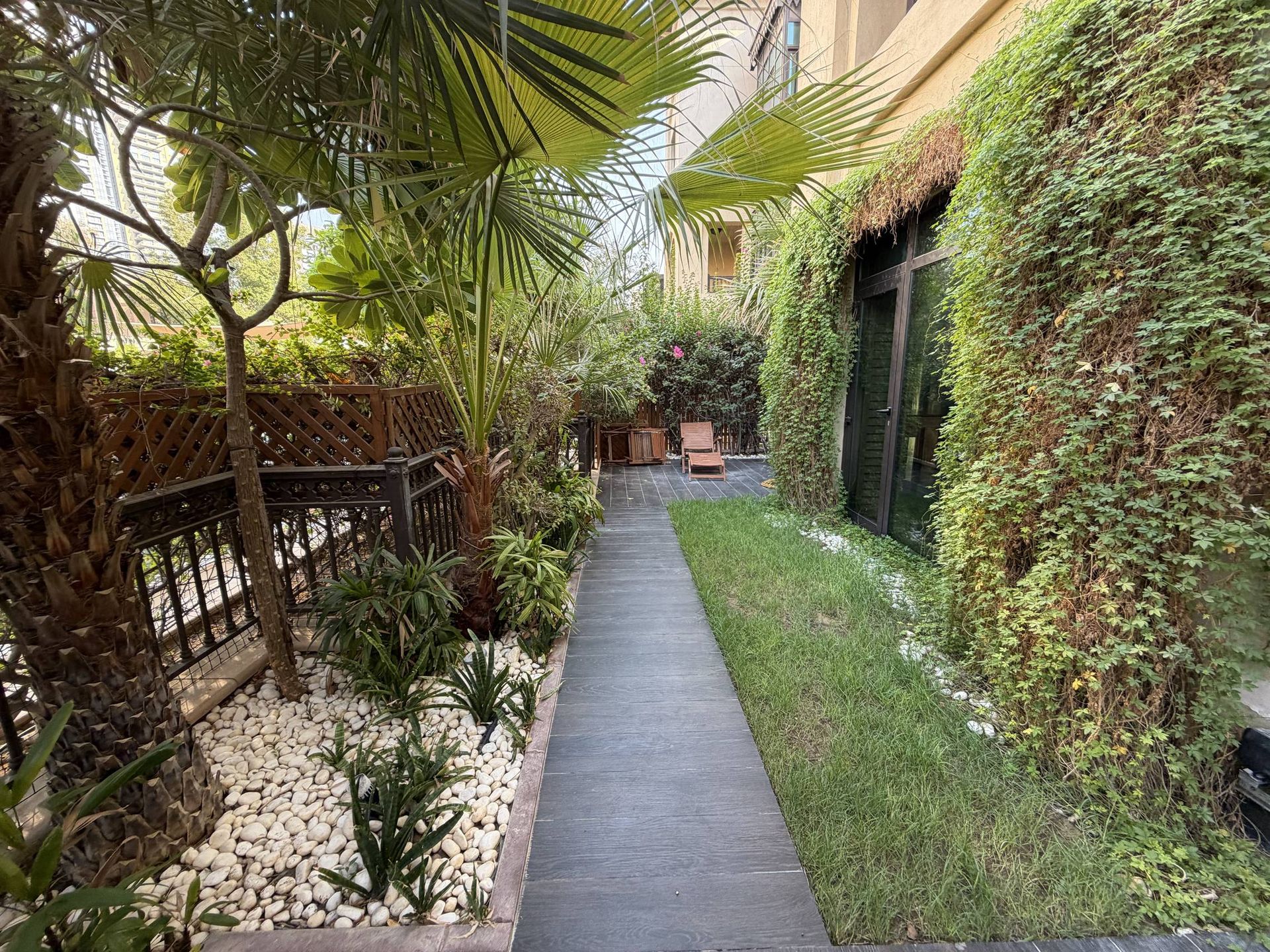2 Bedroom Garden Apartment for Rent with Burj Khalifa View – Tajer Residences, Old Town Island